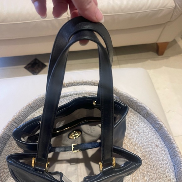 Tory Burch tote/shoulder bag. - Picture 6 of 6